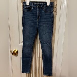 Hollister Co. High-Rise Super Skinny Jean